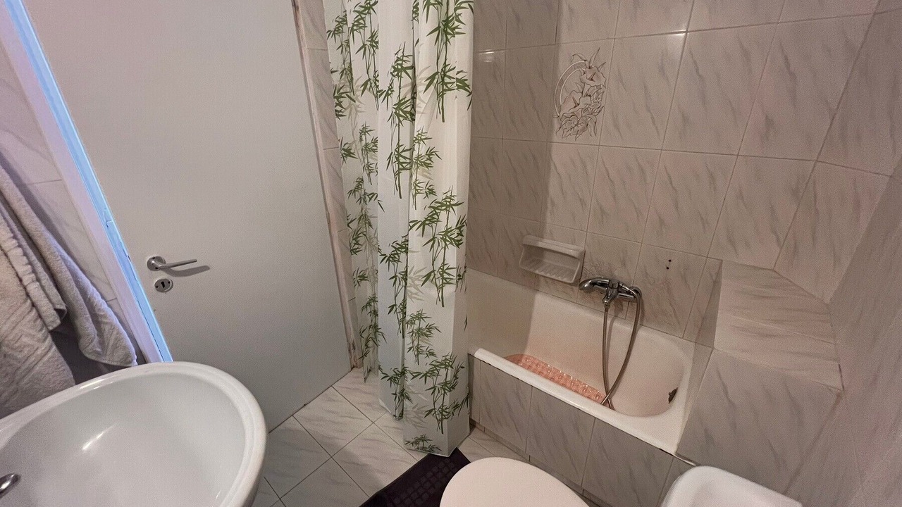 Photo of Bathroom in Adamas