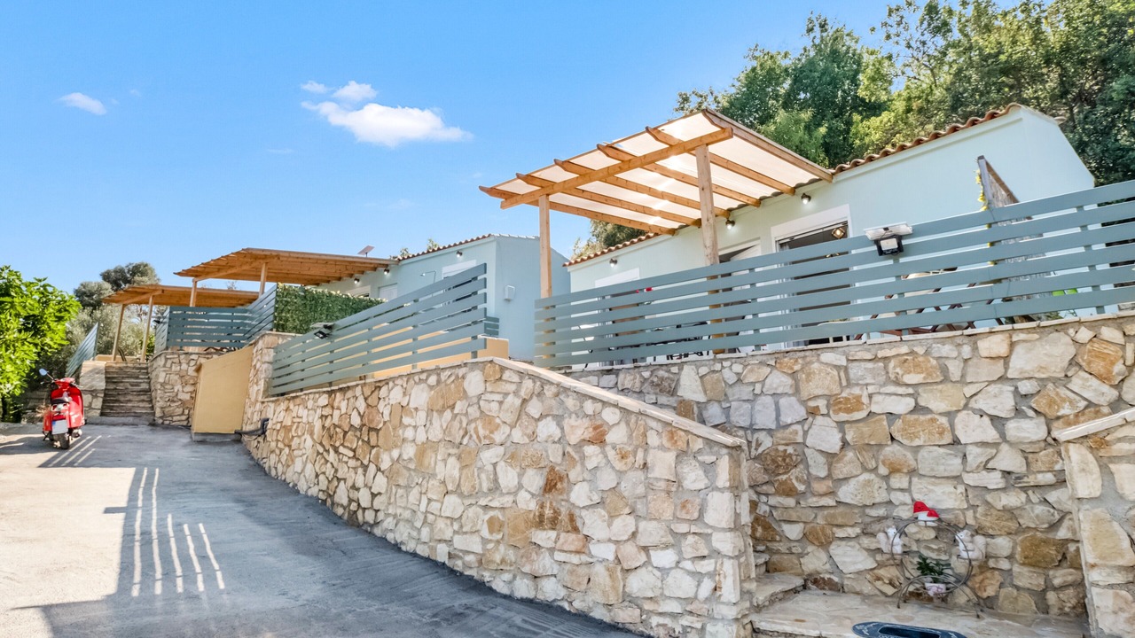 Photo of Outdoor in Katomerion