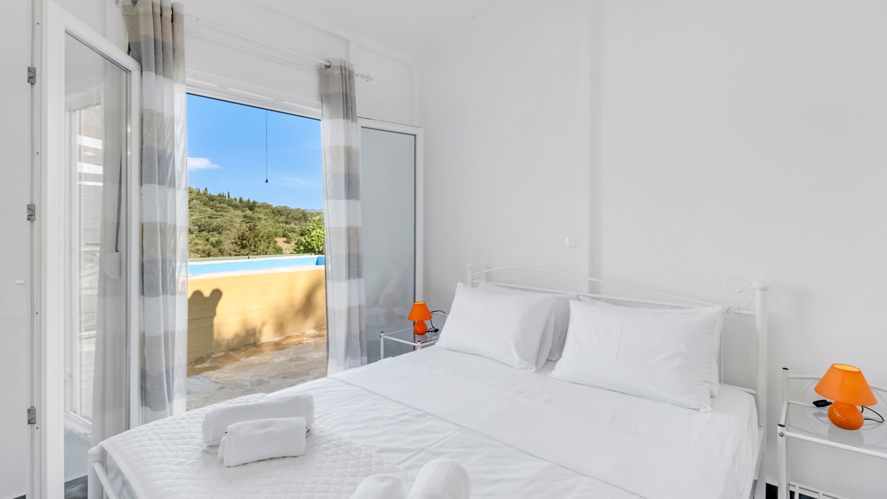 Photo of Bedroom in Katomerion