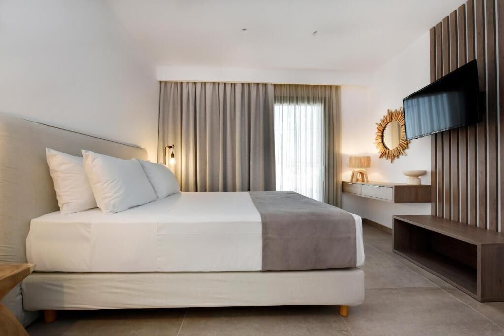 Photo of Bedroom in Adamas