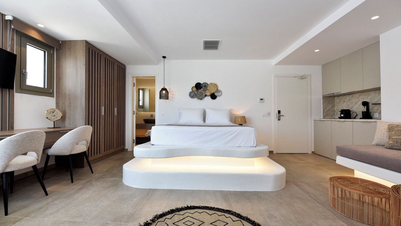 Photo of Bedroom in Adamas