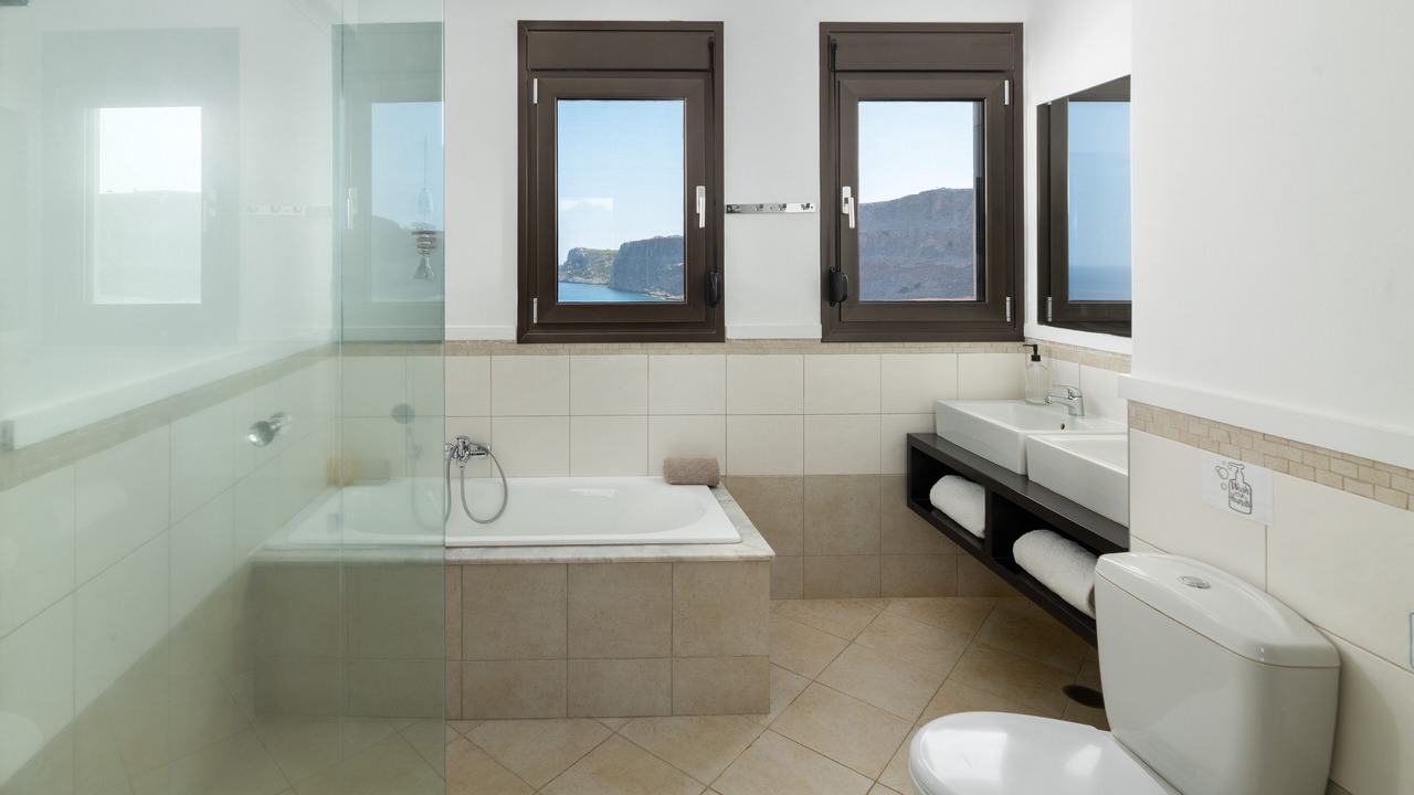 Photo of Bathroom in Lindos