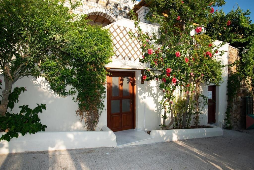 Photo of Outdoor in Glinado