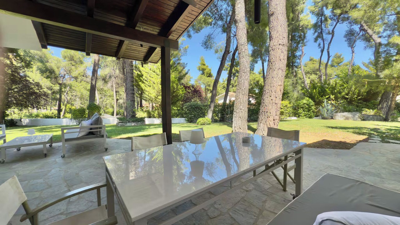 Photo of Outdoor in Sane