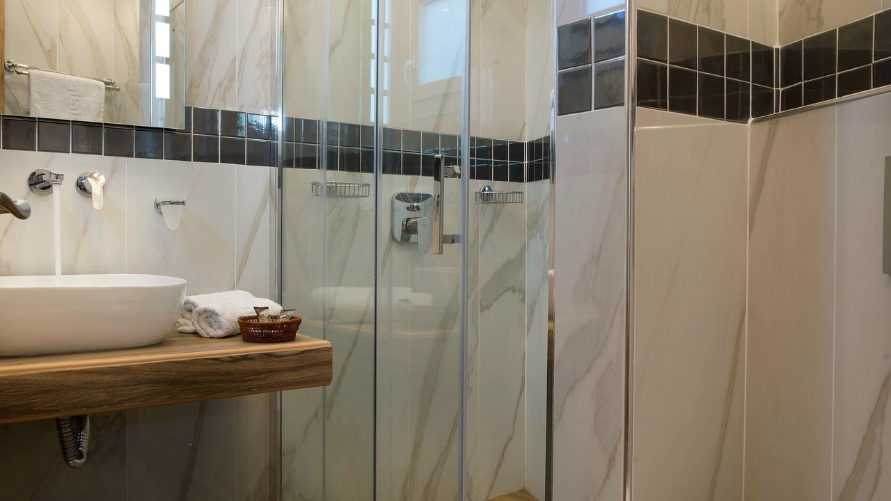 Photo of Bathroom in Adamas