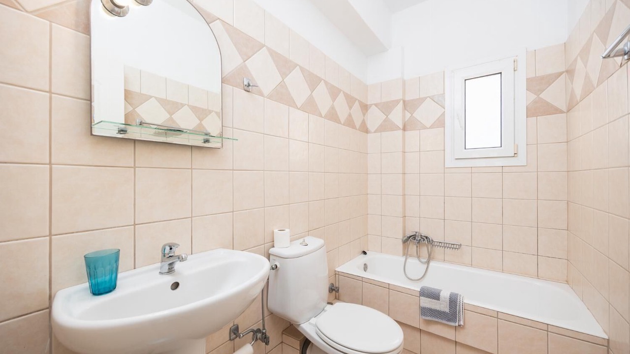 Photo of Bathroom in Skala