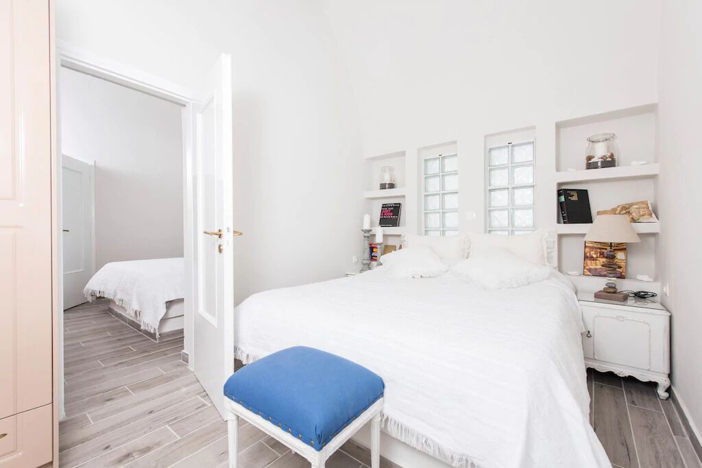 Photo of Bedroom in Fira