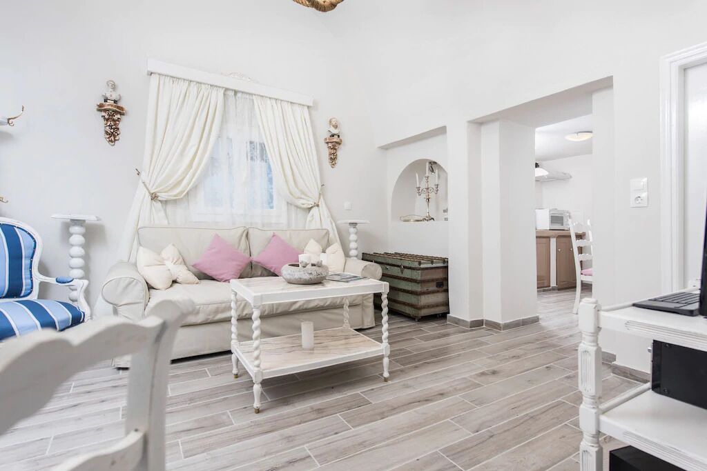 Photo of Livingroom in Fira