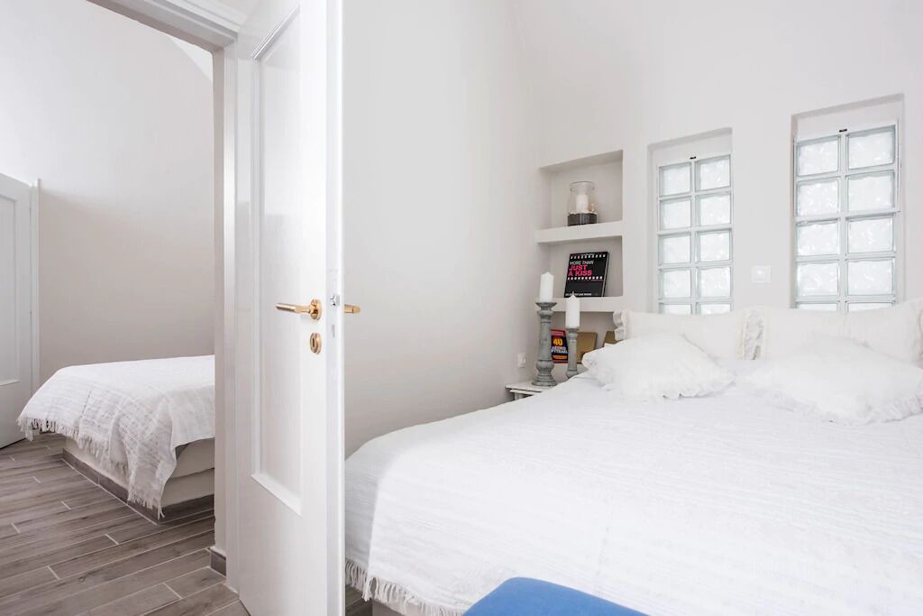 Photo of Bedroom in Fira