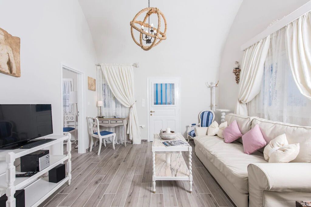 Photo of Livingroom in Fira