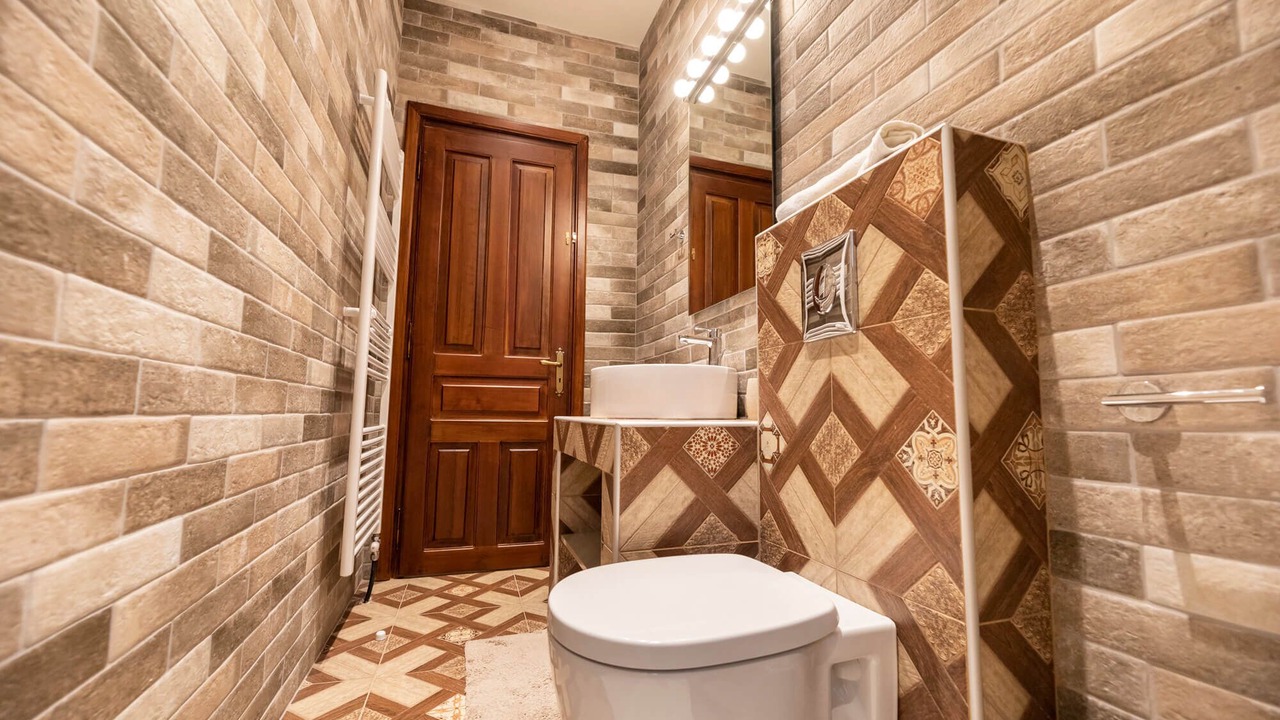 Photo of Bathroom in Kalambaka