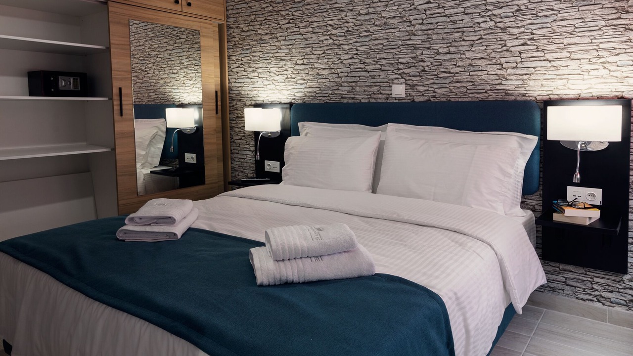 Photo of Bedroom in Neos Kosmos