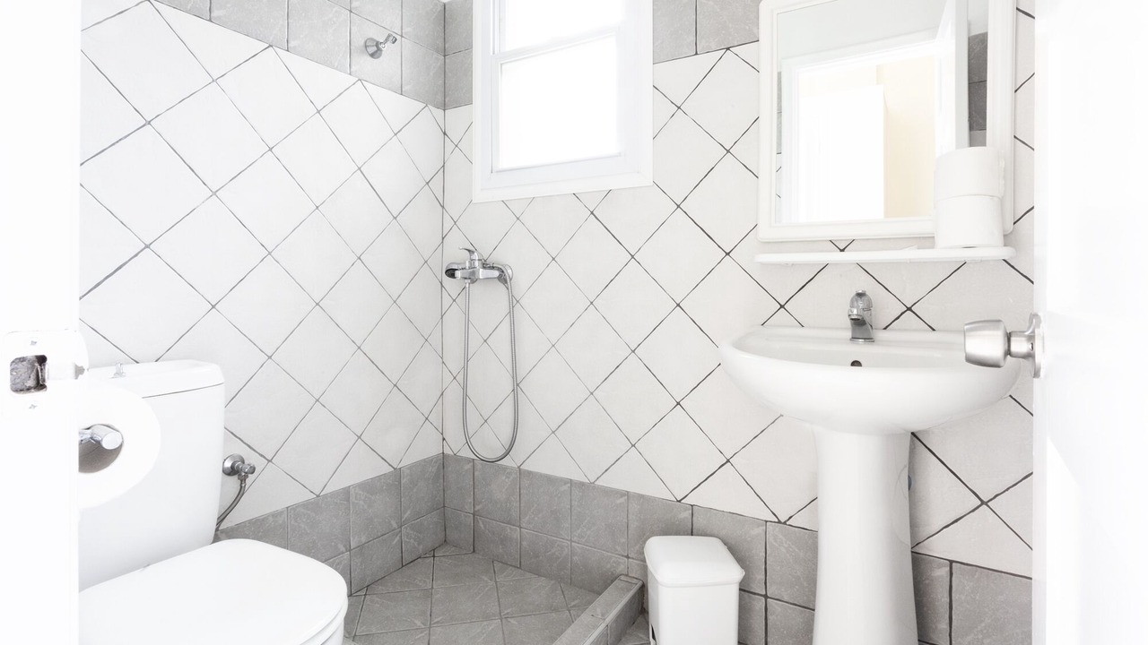Photo of Bathroom in Armenistis