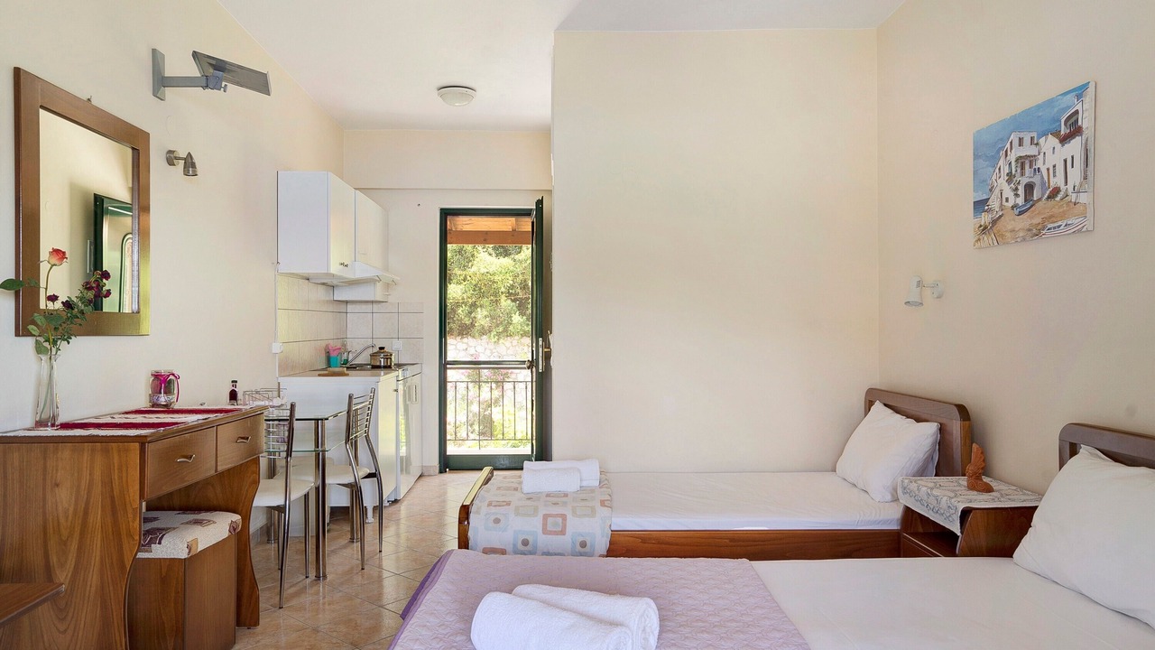 Photo of Bedroom in Mikros Gialos