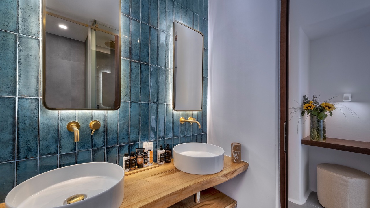 Photo of Bathroom in Ano Mera