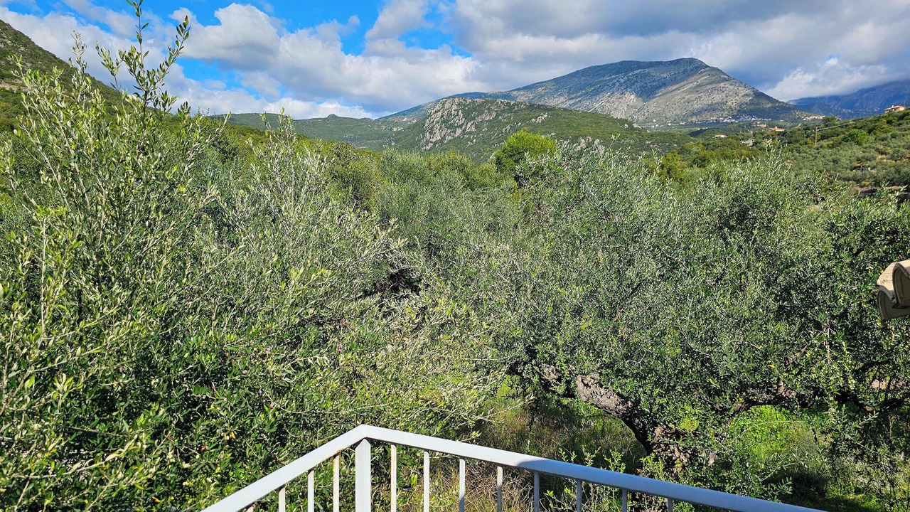 Photo of Patio Balcony in Kardamyli