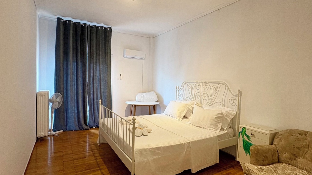 Photo of Bedroom in Kallithea