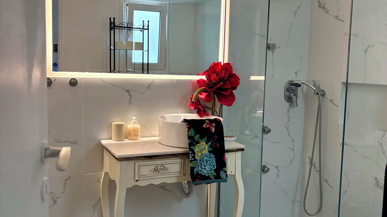 Photo of Bathroom in Kallithea