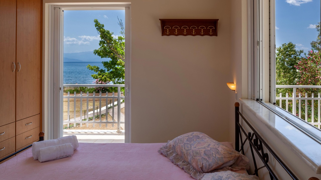 Photo of Bedroom in Melissopetra