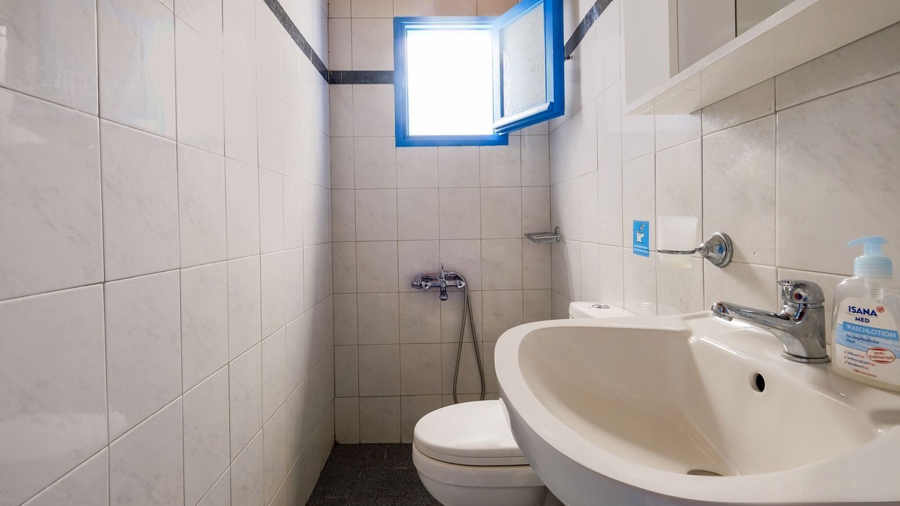 Photo of Bathroom in Kantanos-Selino