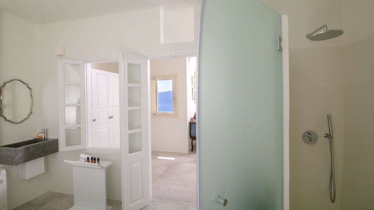 Photo of Others in Oia
