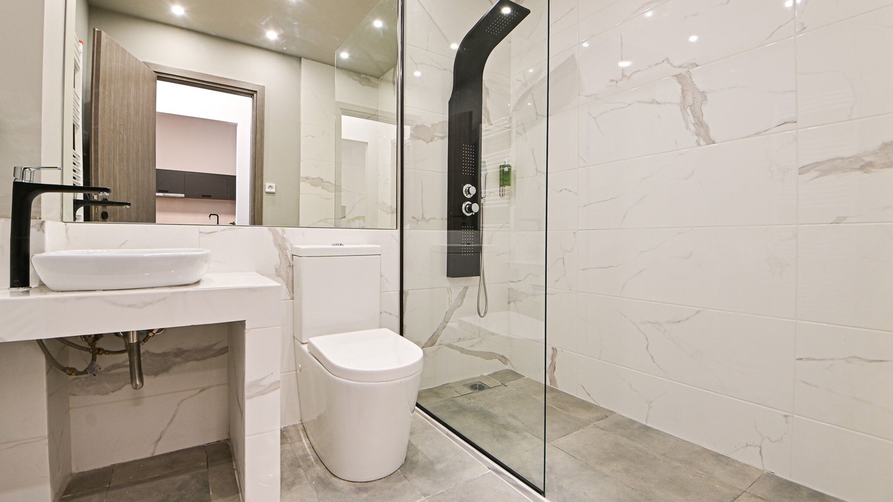 Photo of Bathroom in Kallithea