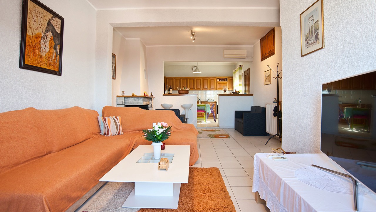 Photo of Livingroom in Delphi
