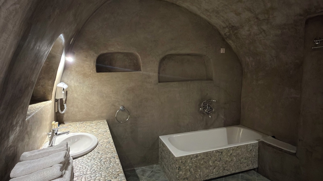 Photo of Bathroom in Firostefani