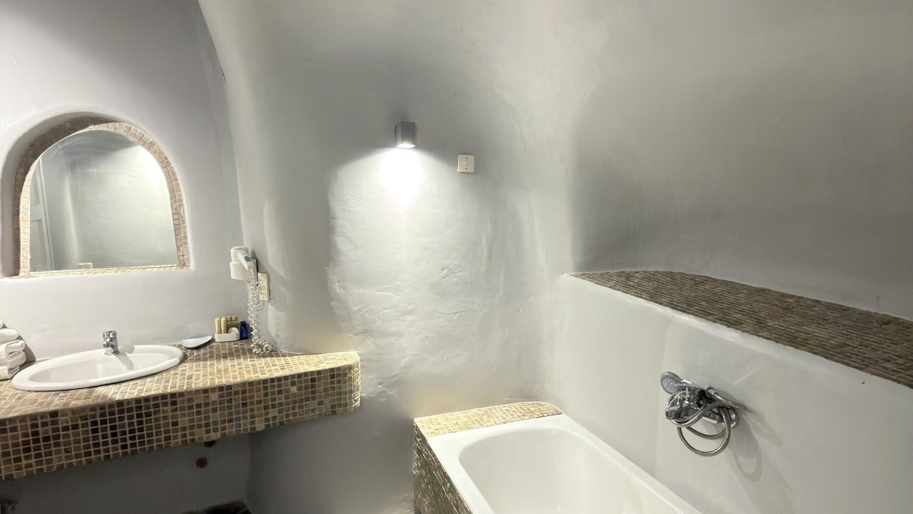 Photo of Bathroom in Firostefani