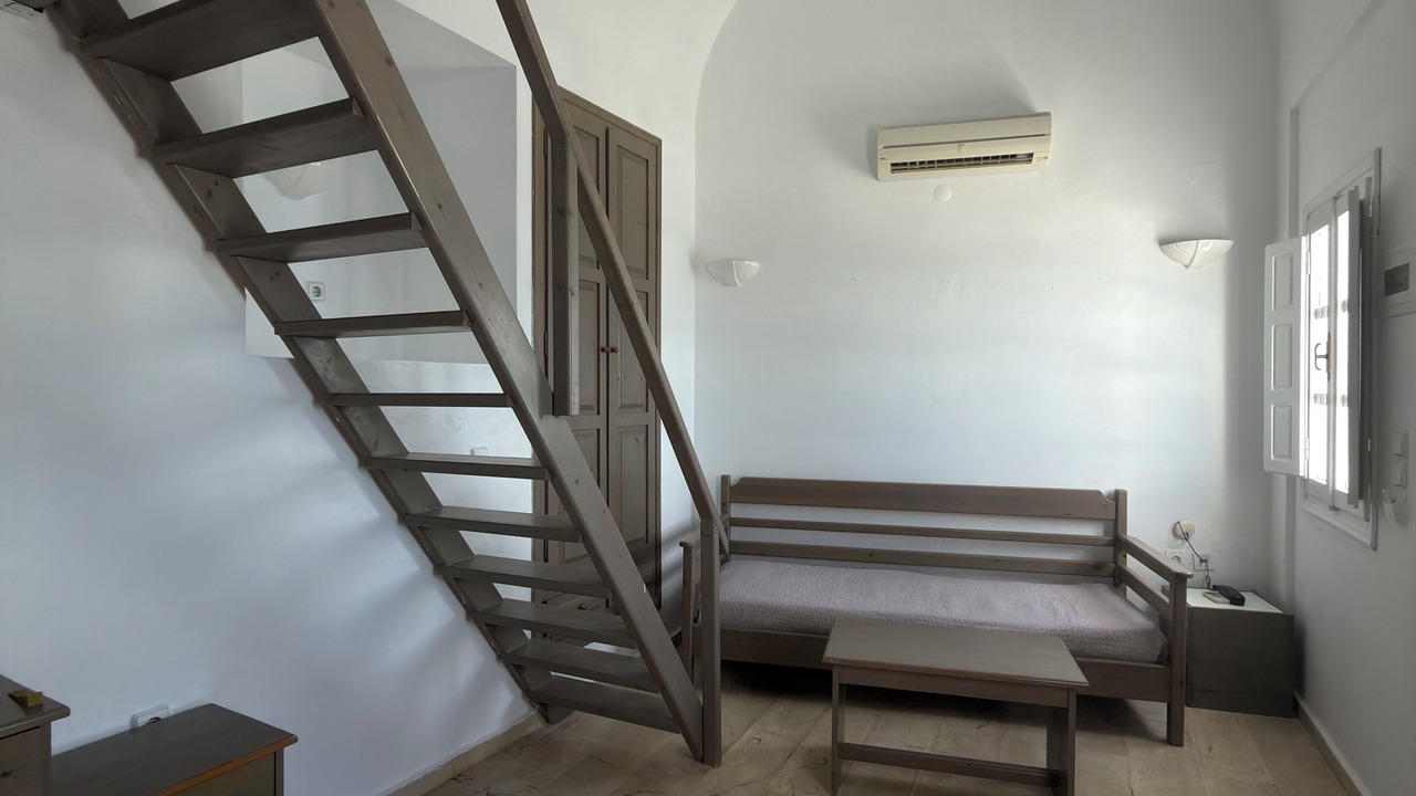 Photo of Bedroom in Firostefani