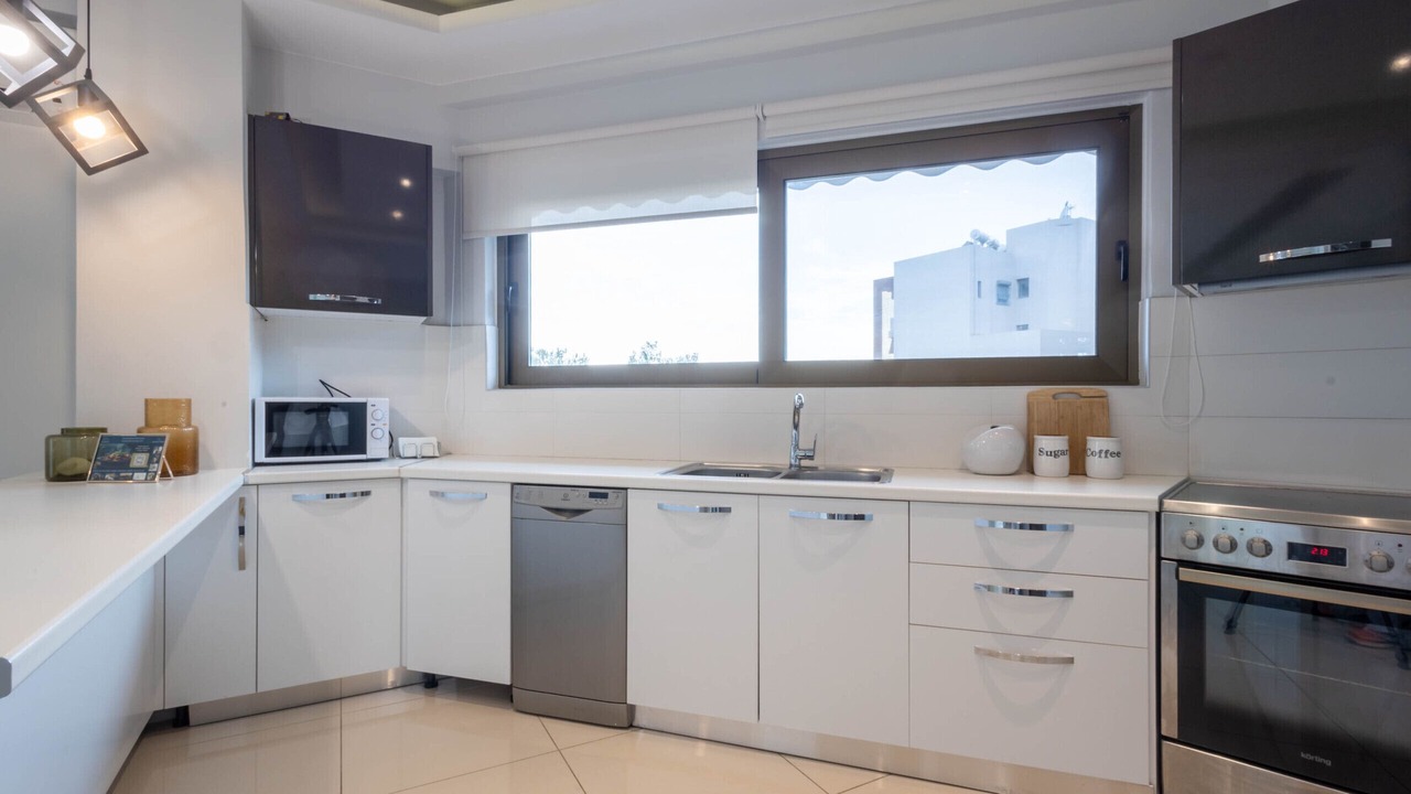 Photo of Kitchen in Alimos