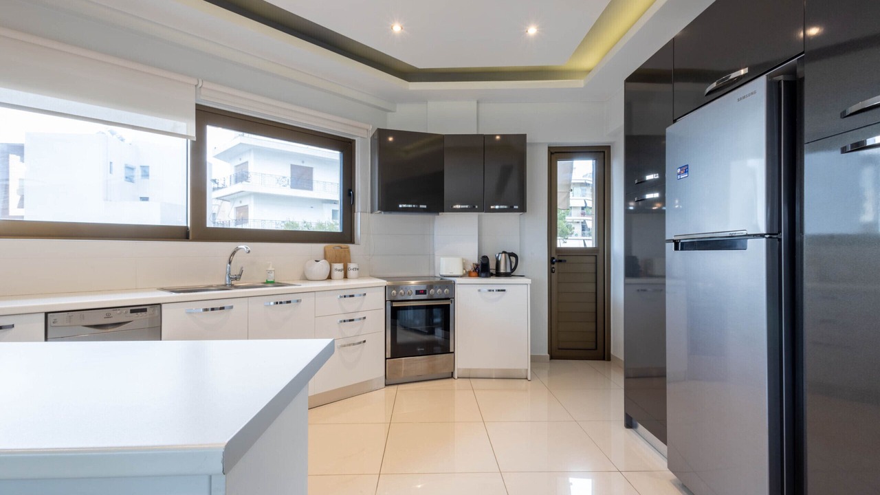 Photo of Kitchen in Alimos