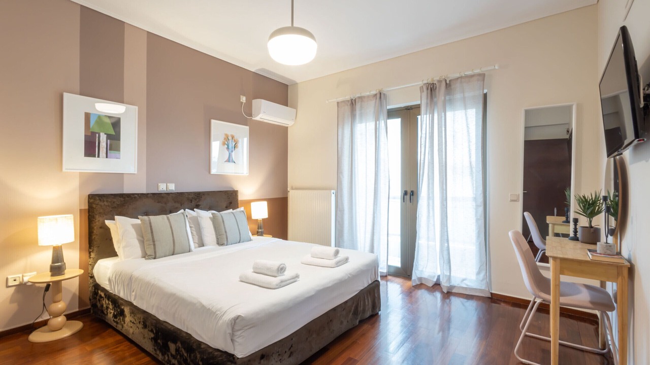 Photo of Bedroom in Alimos
