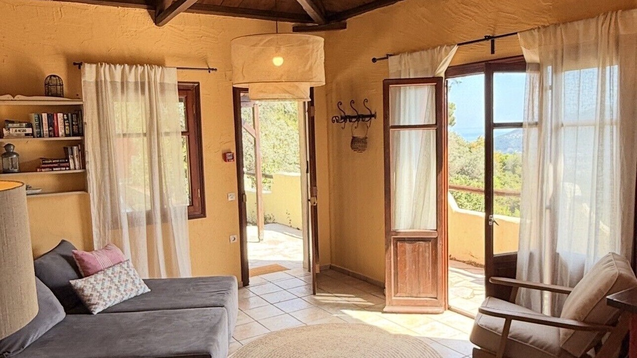 Photo of Livingroom in Skopelos Town