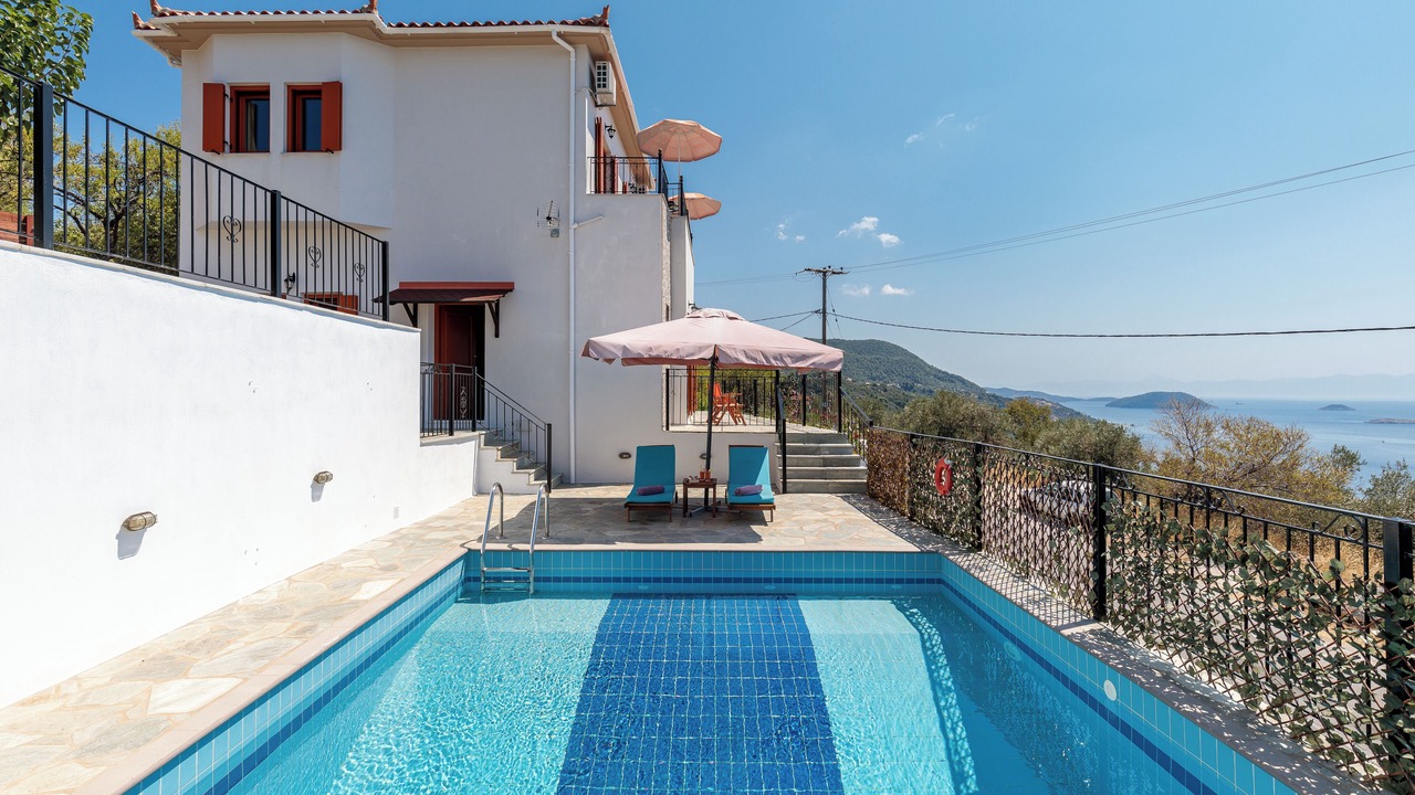 Photo of Outdoor in Glossa