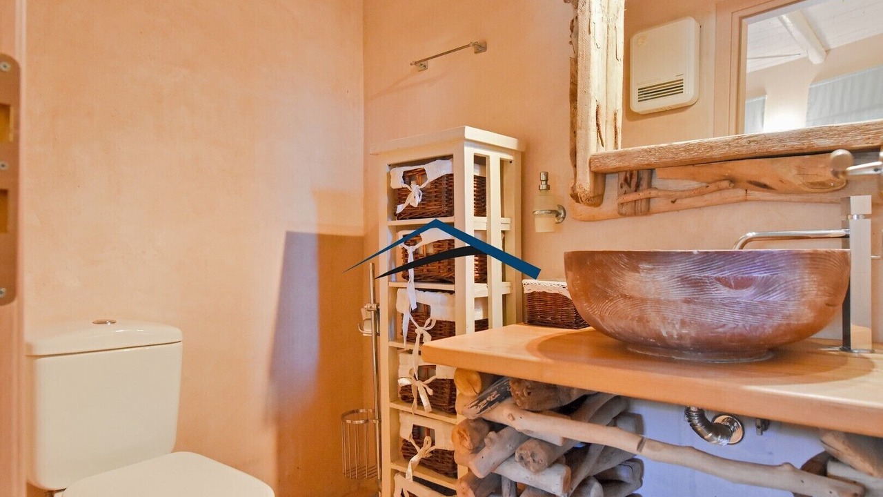 Photo of Bathroom in Koundouros