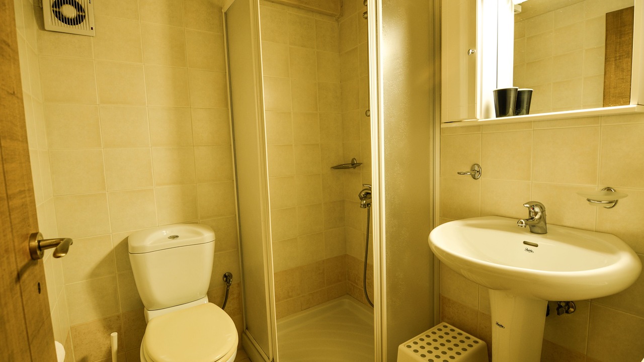 Photo of Bathroom in Mesaia Trikala