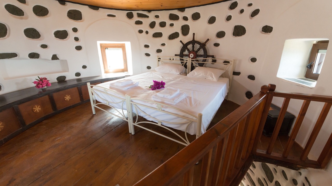 Photo of Bedroom in Alonnisos Old Town