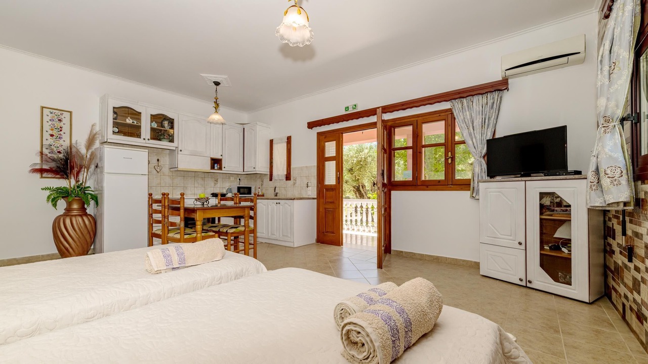 Photo of Bedroom in Ano Vasilikos
