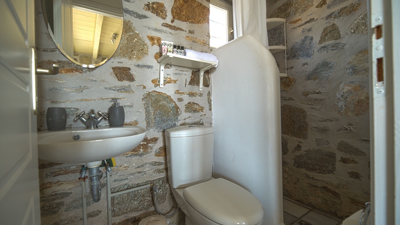 Photo of Bathroom in Serifos
