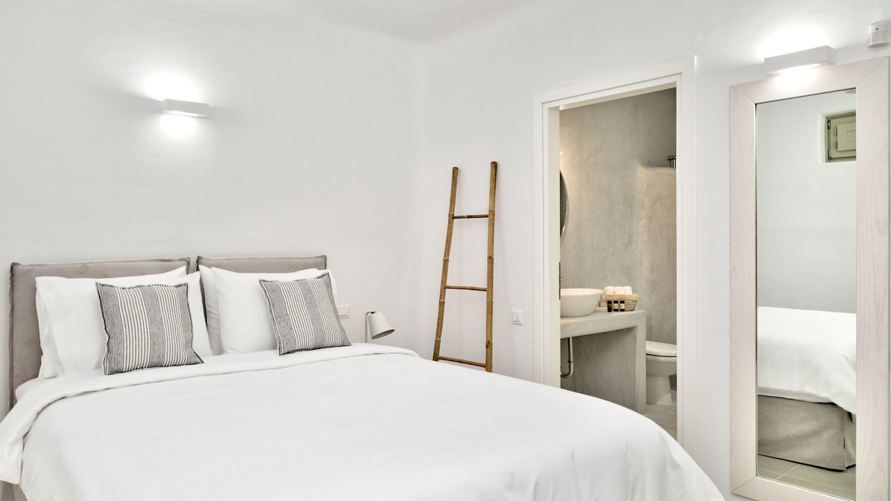 Photo of Bedroom in Tourlos