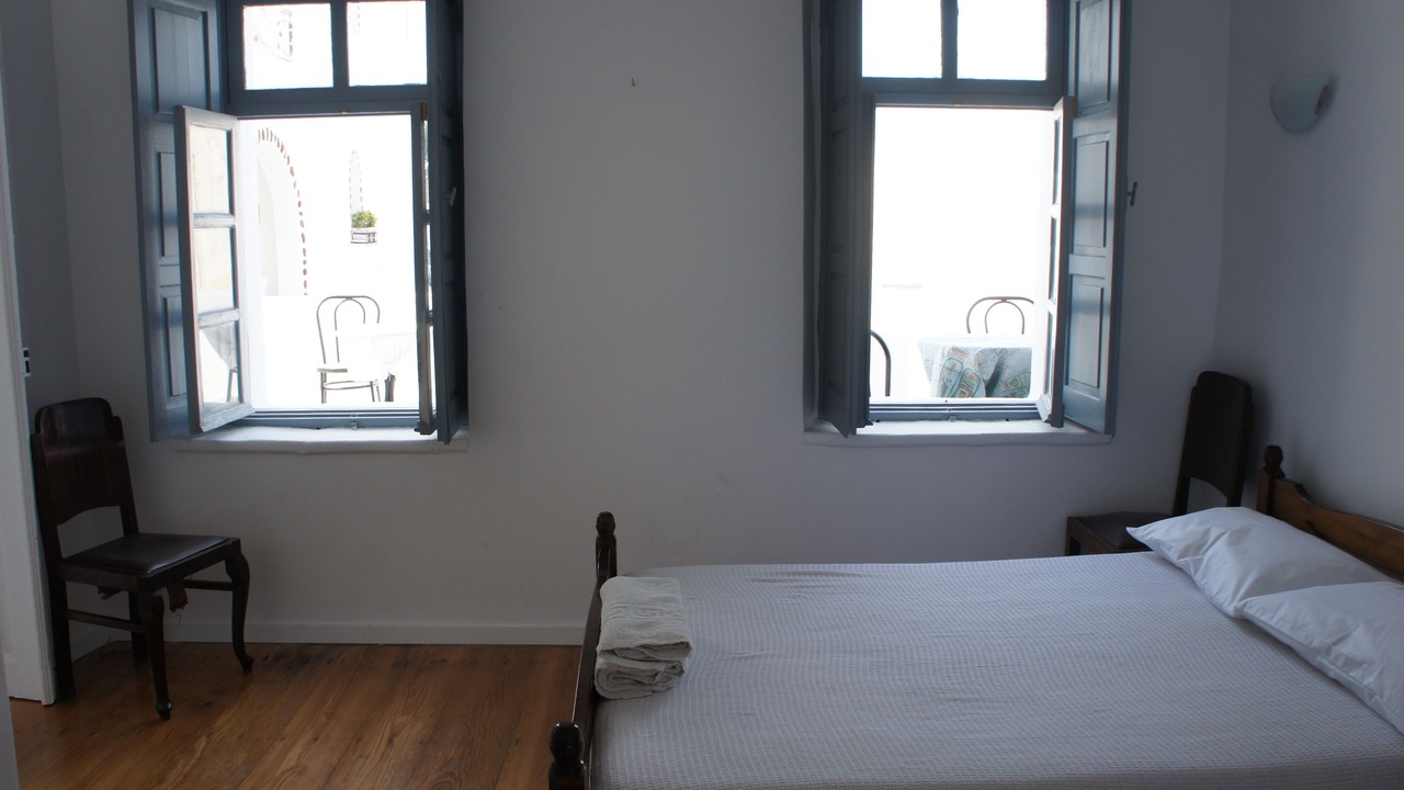 Photo of Bedroom in Oia