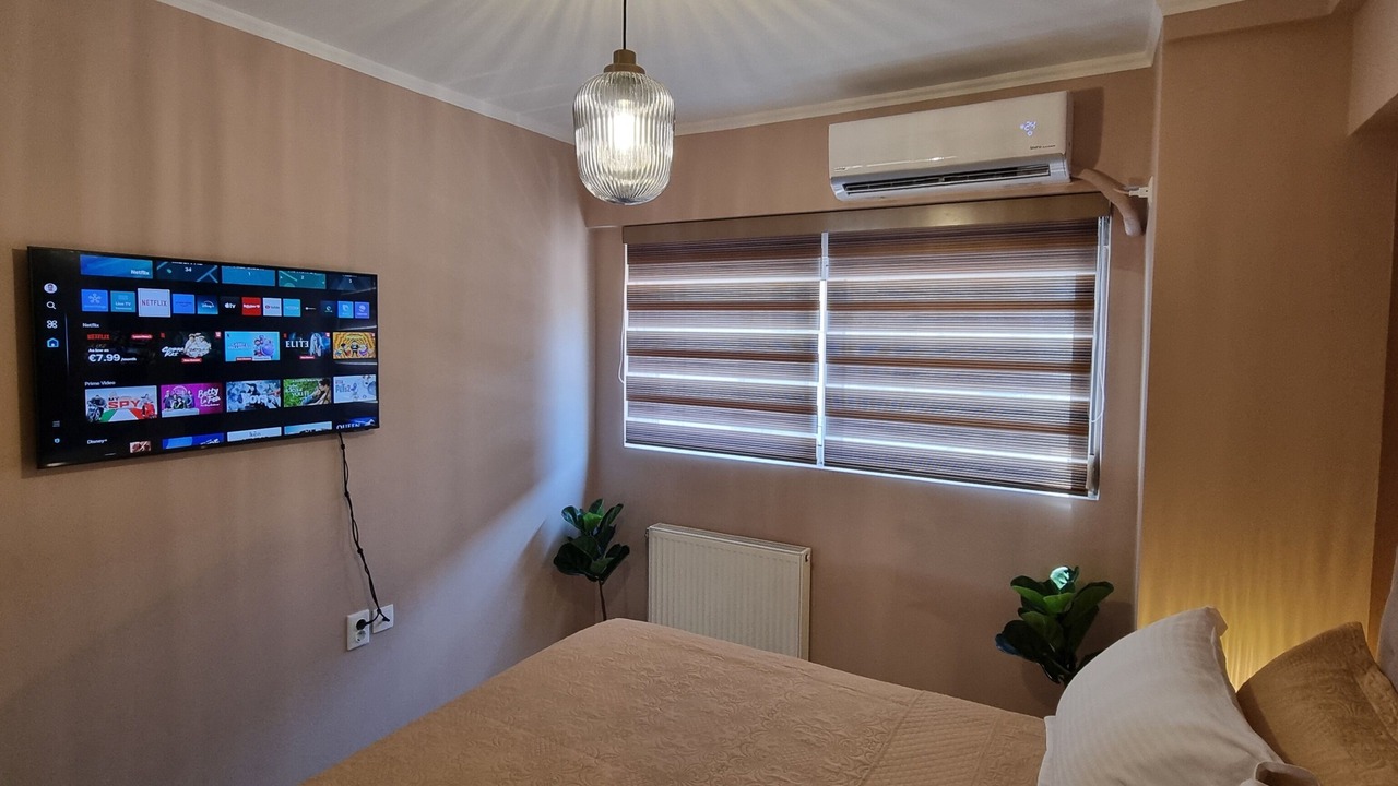 Photo of Bedroom in Keratsini-Drapetsona