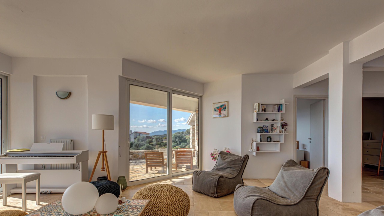 Photo of Livingroom in Pigadia
