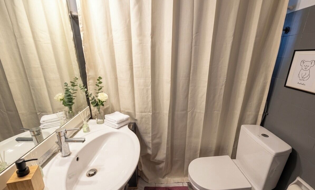 Photo of Bathroom in Galatsi