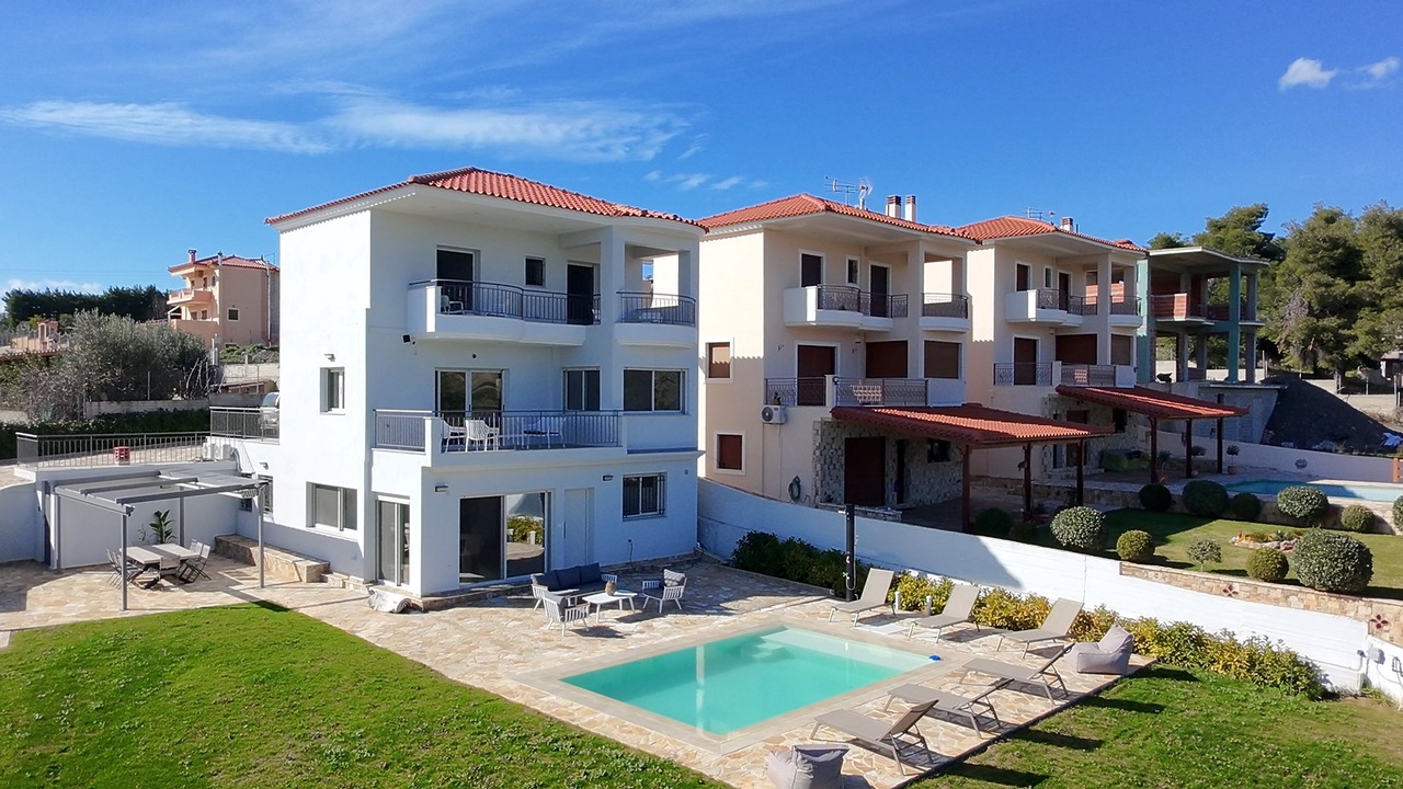 Photo of Outdoor in Eretria
