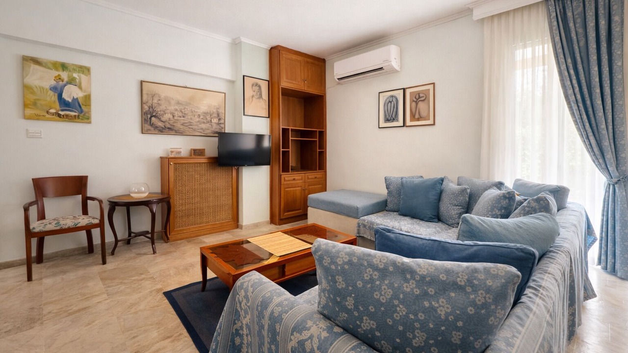 Photo of Livingroom in Peiraiki