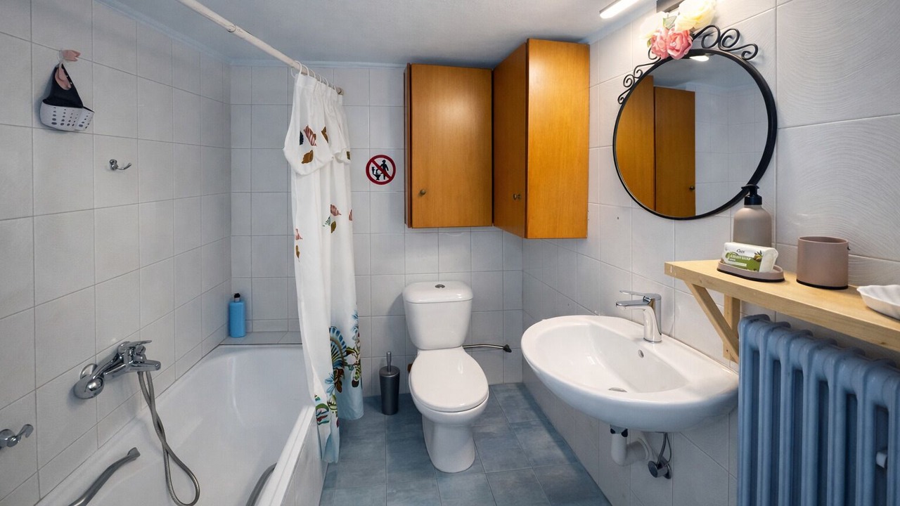 Photo of Bathroom in Peiraiki