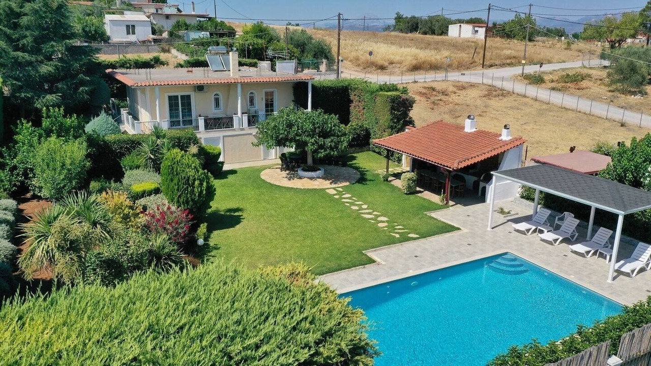 Photo of Outdoor in Tanagra