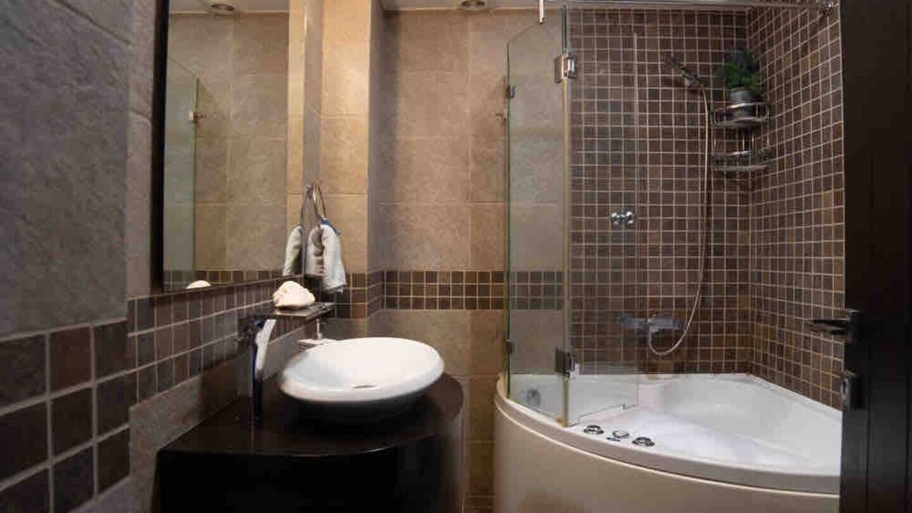 Photo of Bathroom in Chalcis